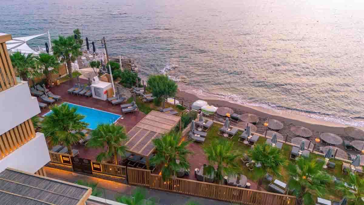 Akasha Beach Hotel