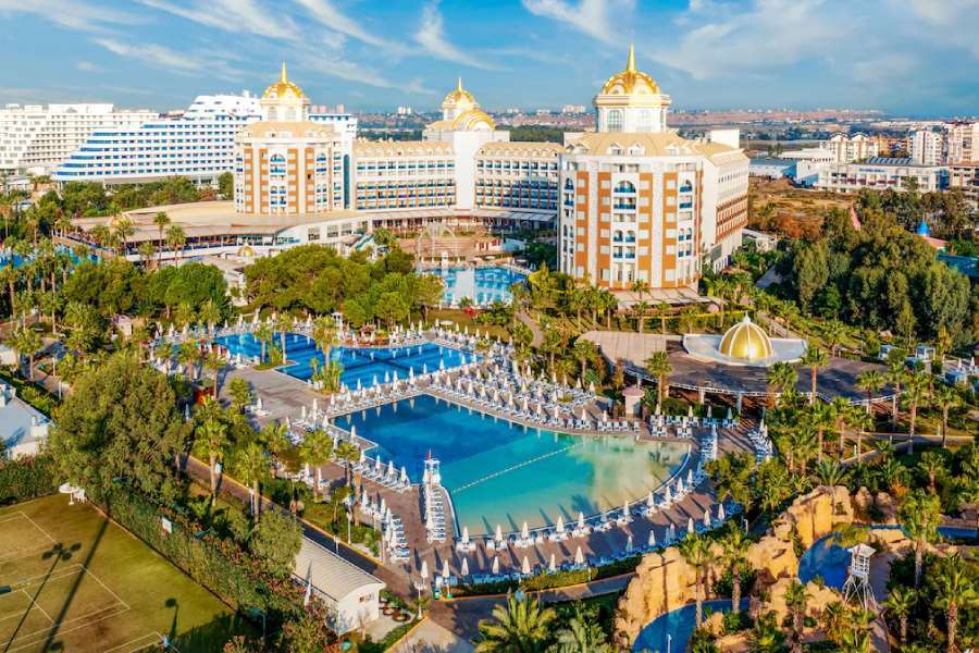 Delphin Be Grand Resort